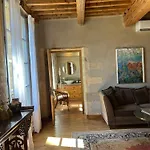 Le Patio De 3*