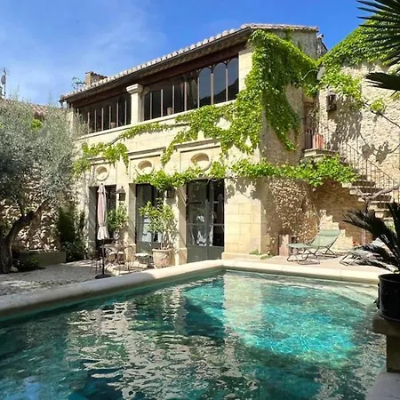 Le Patio De *