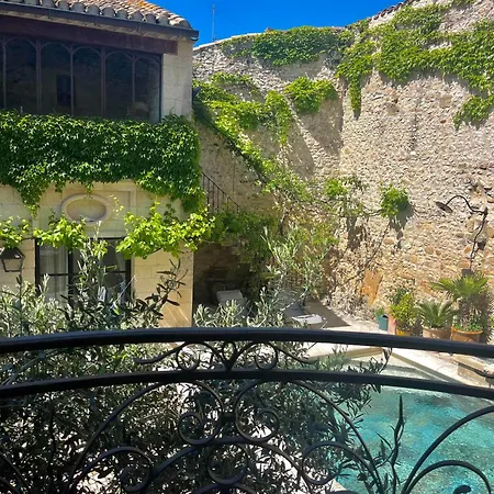 Le Patio De *